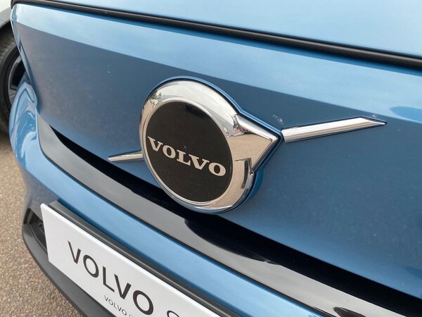 Used Volvo XC40 2022 for sale - 76300812: Photo 32