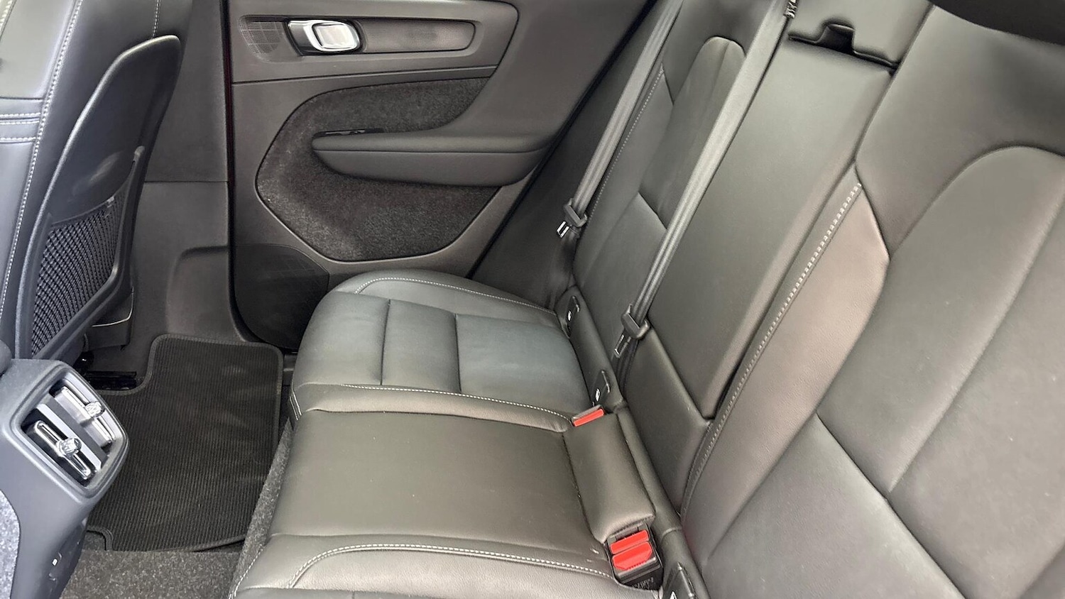 Used Volvo XC40 2024 for sale - 76057917: Photo 16