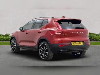 Used Volvo XC40 2024 for sale - 76057917: Photo 2