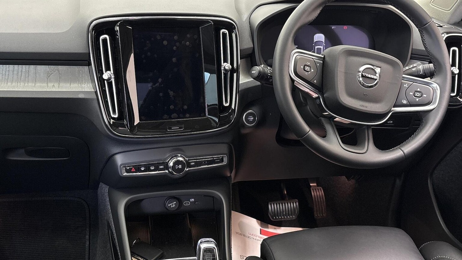 Used Volvo XC40 2024 for sale - 76057917: Photo 9