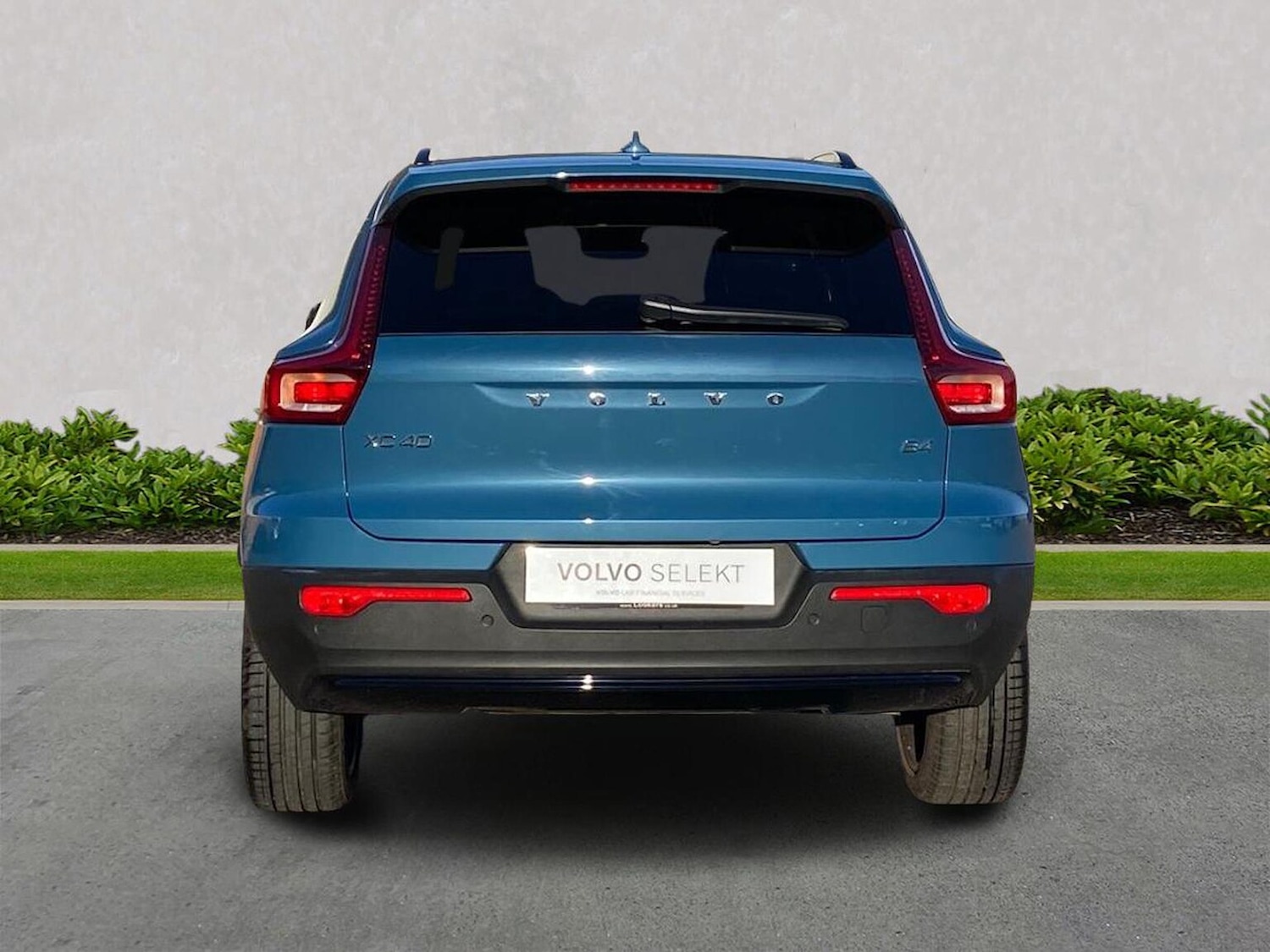 Used Volvo XC40 2024 for sale - 76097645: Photo 4
