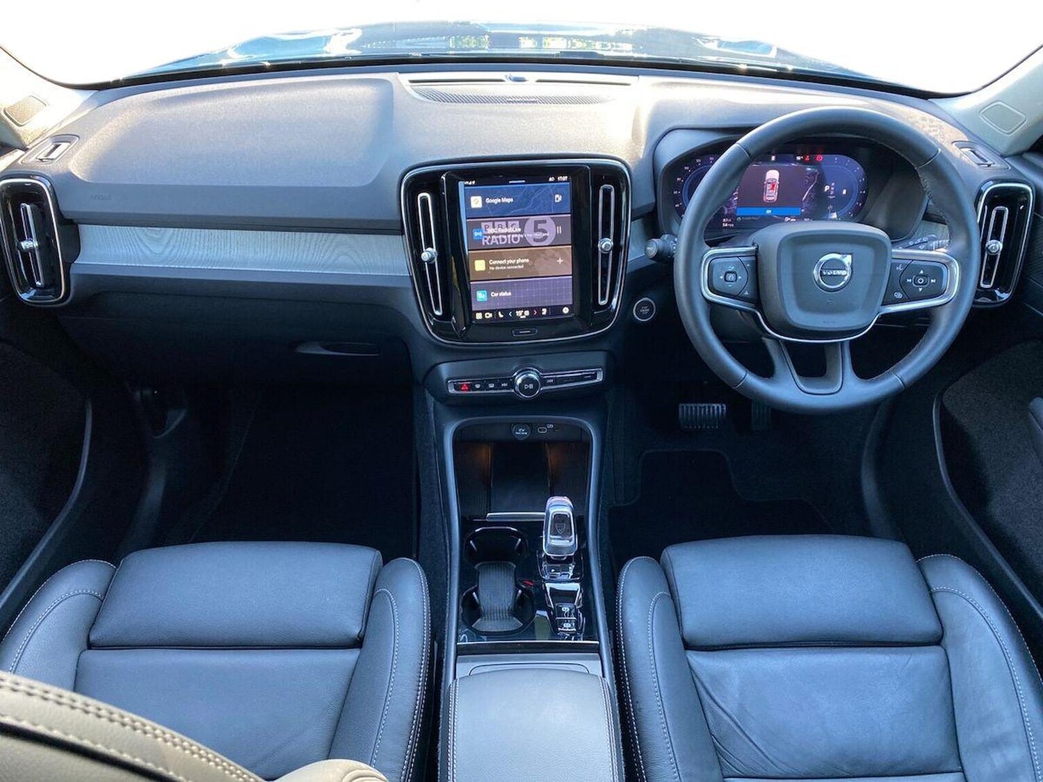 Used Volvo XC40 2024 for sale - 76097645: Photo 8