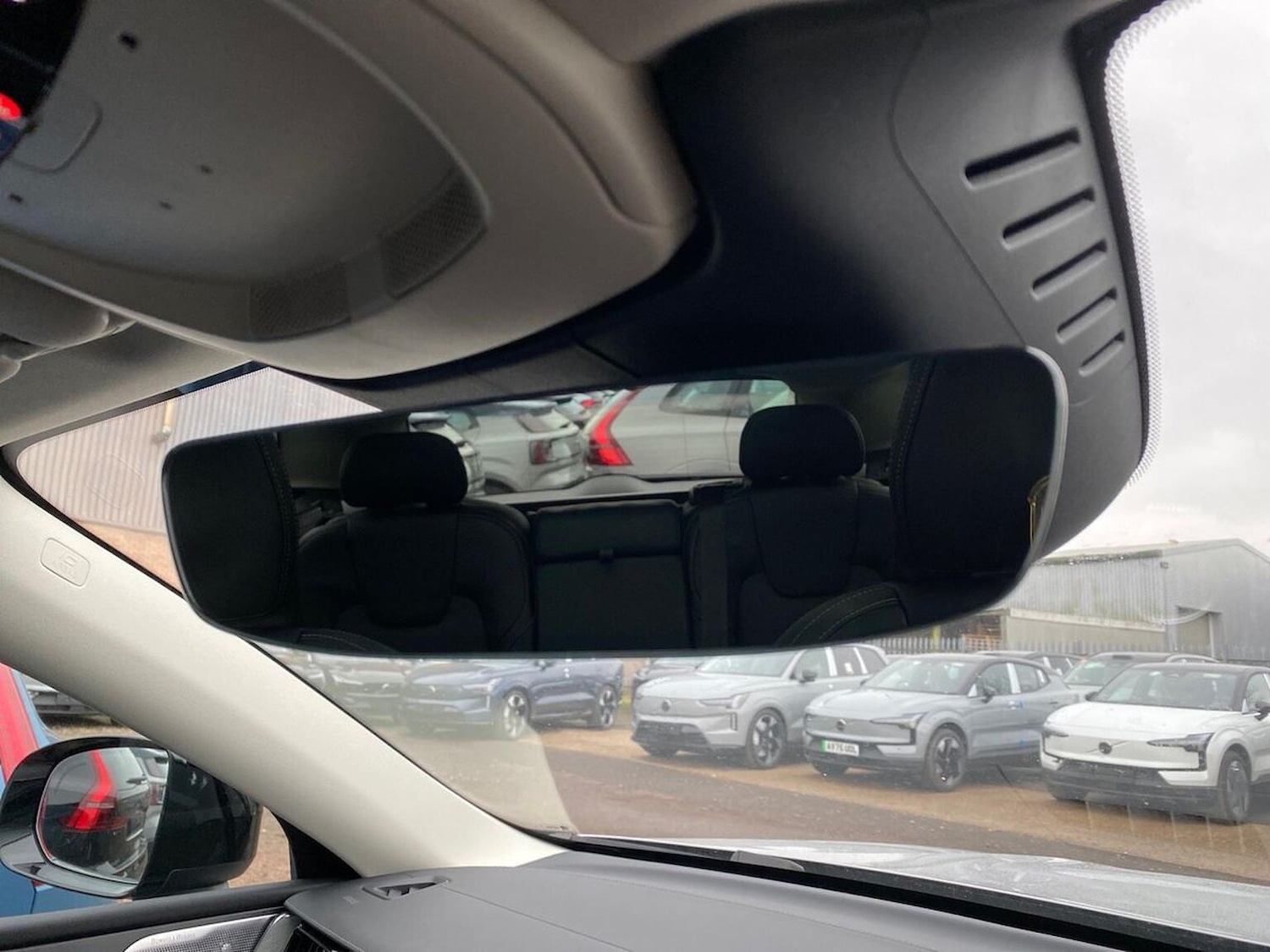 Used Volvo XC60 2025 for sale - 76963573: Photo 14