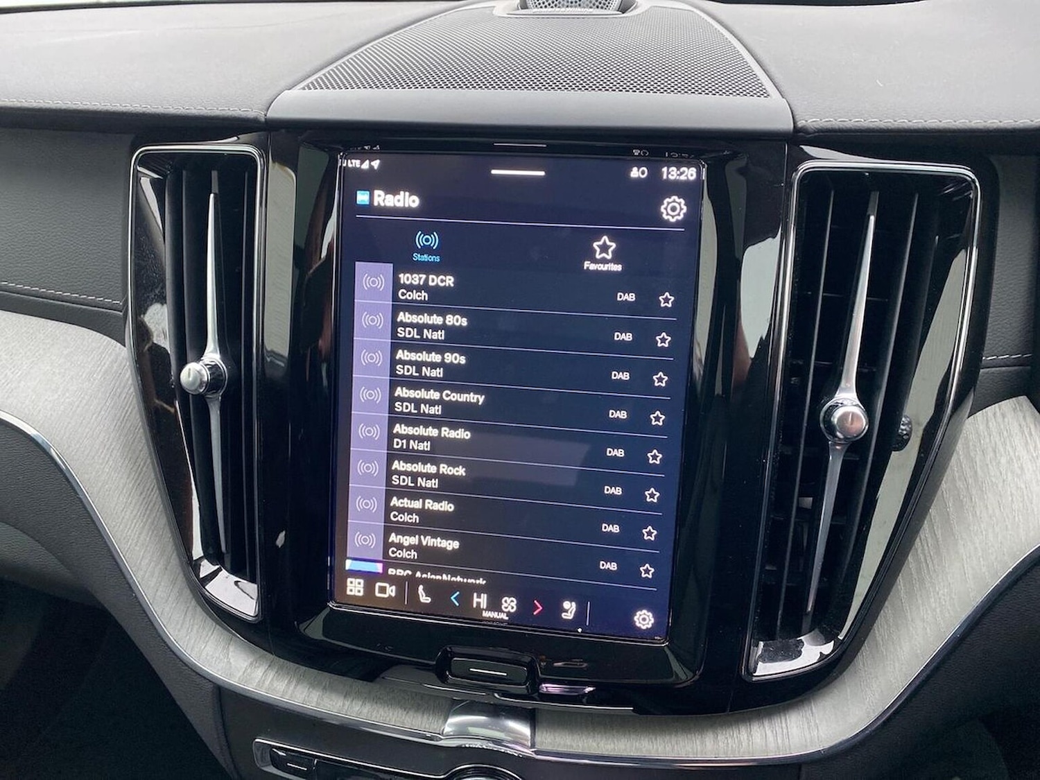 Used Volvo XC60 2025 for sale - 76963573: Photo 25