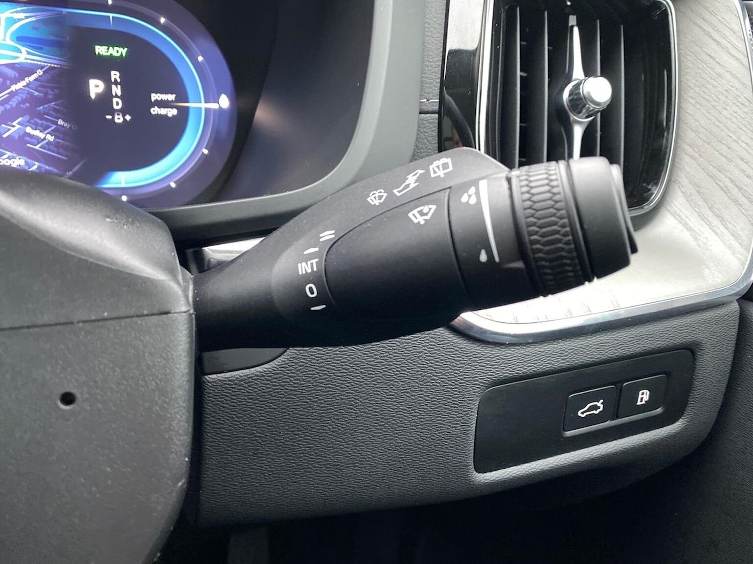 Used Volvo XC60 2025 for sale - 76963573: Photo 28