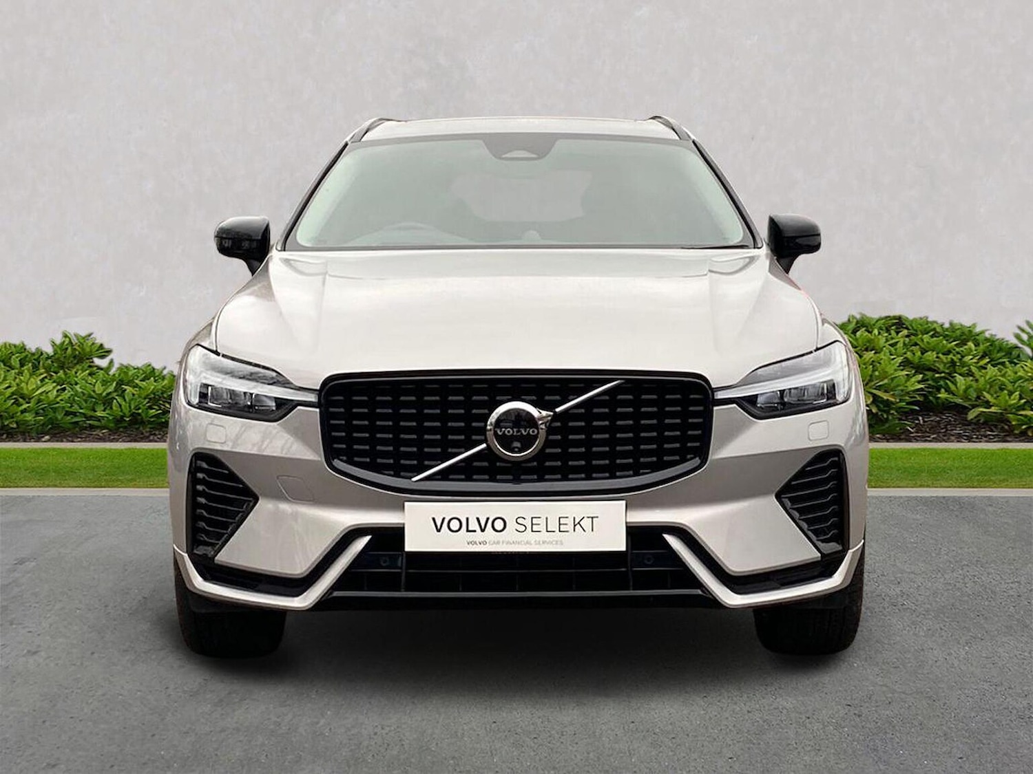 Used Volvo XC60 2025 for sale - 76963573: Photo 5