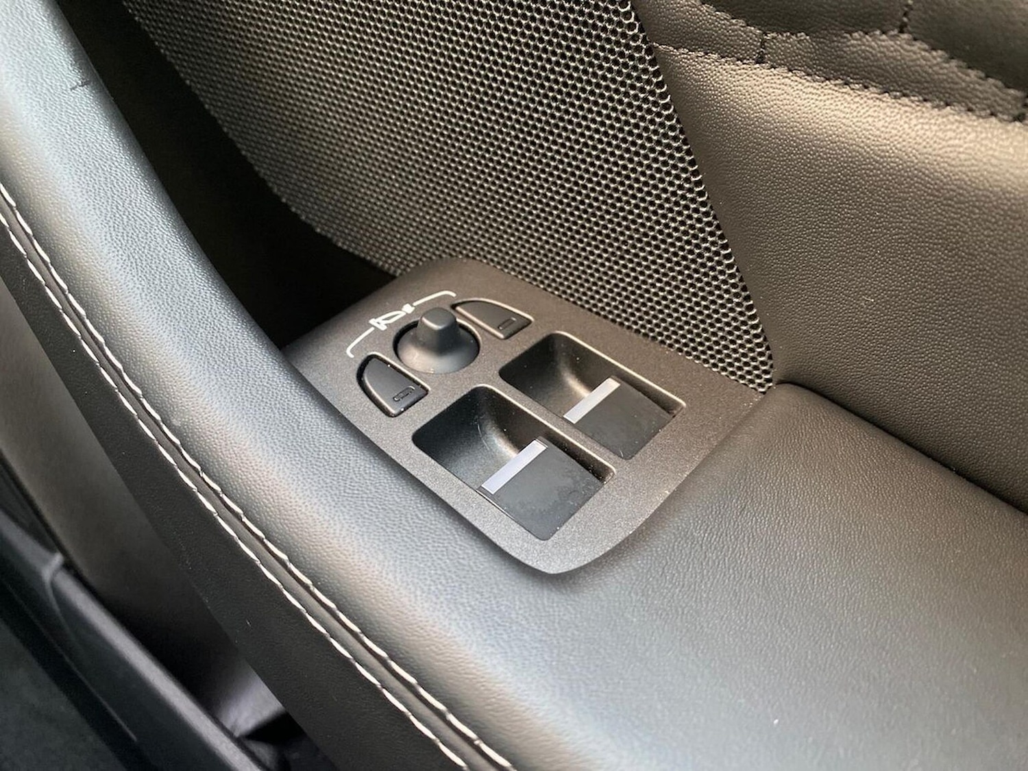 Used Jaguar F-Type 2022 for sale - 77028119: Photo 21