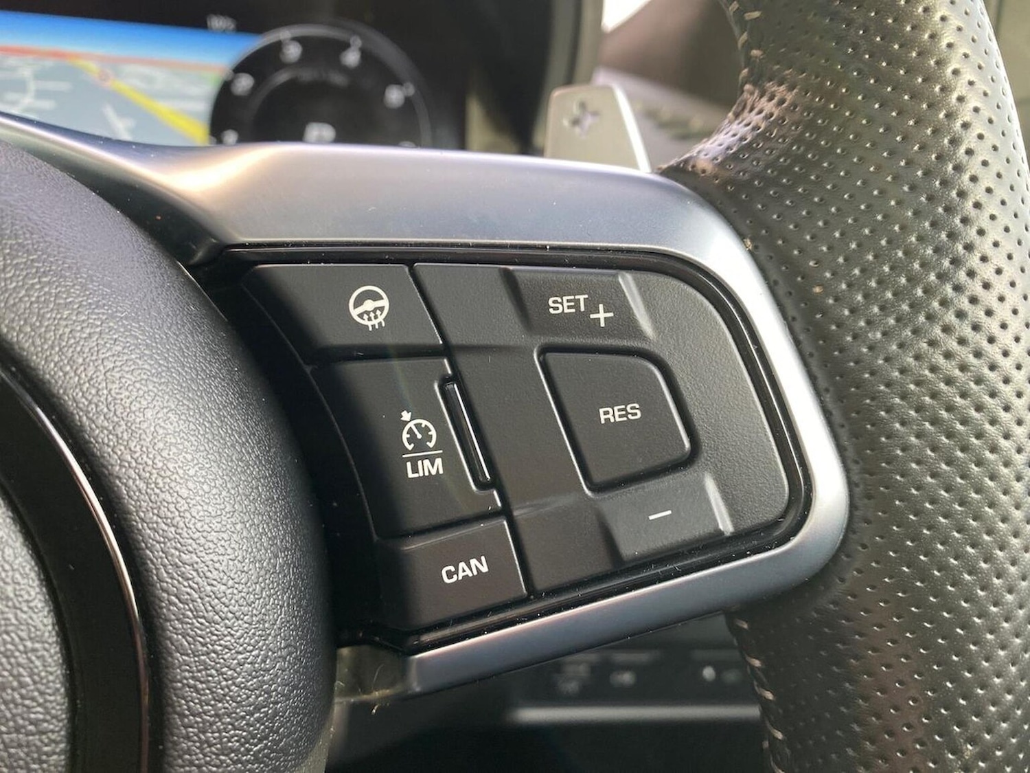 Used Jaguar F-Type 2022 for sale - 77028119: Photo 26