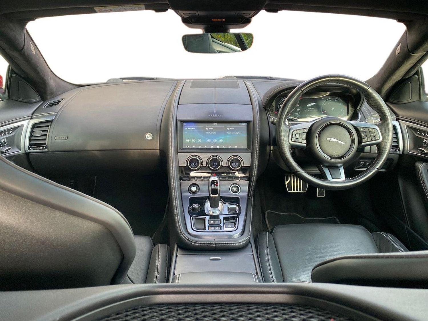 Used Jaguar F-Type 2022 for sale - 77028119: Photo 8