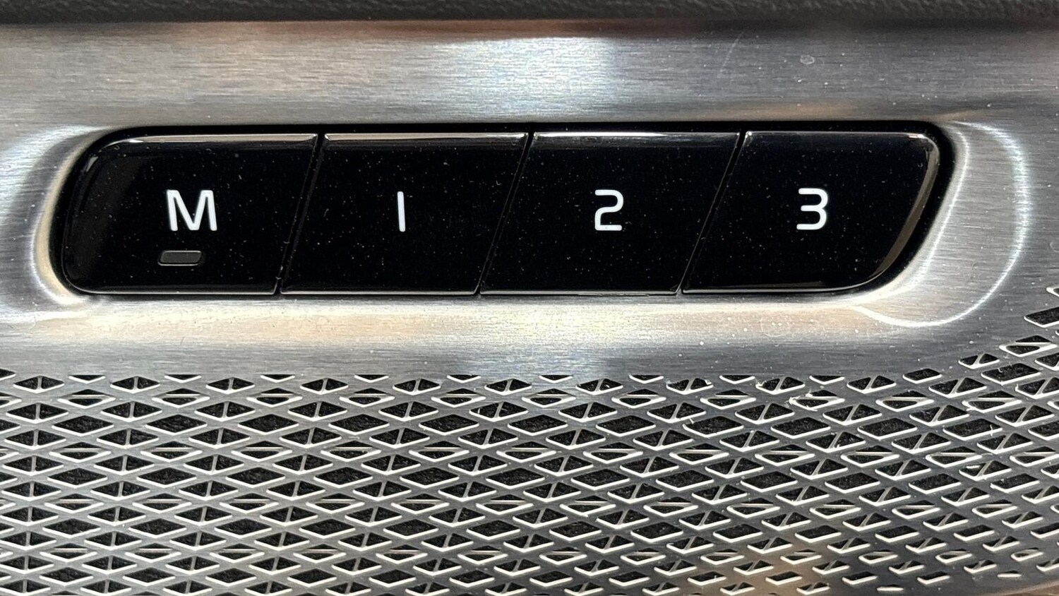 Used Volvo XC90 2025 for sale - 76863961: Photo 37