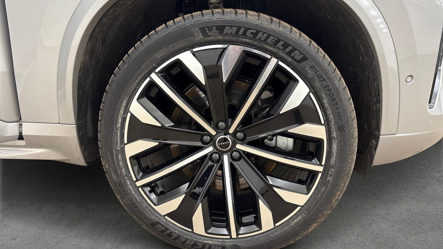 Used Volvo XC90 2025 for sale - 76863961: Photo 6