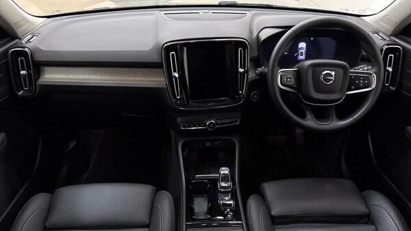 Used Volvo XC40 2024 for sale - 76206078: Photo 10