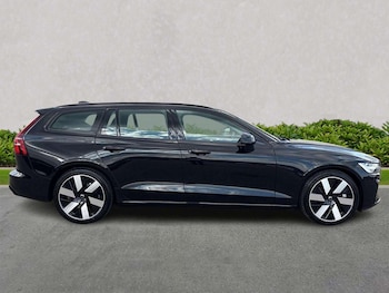 Used Volvo V60 2025 for sale - 78452778: Photo