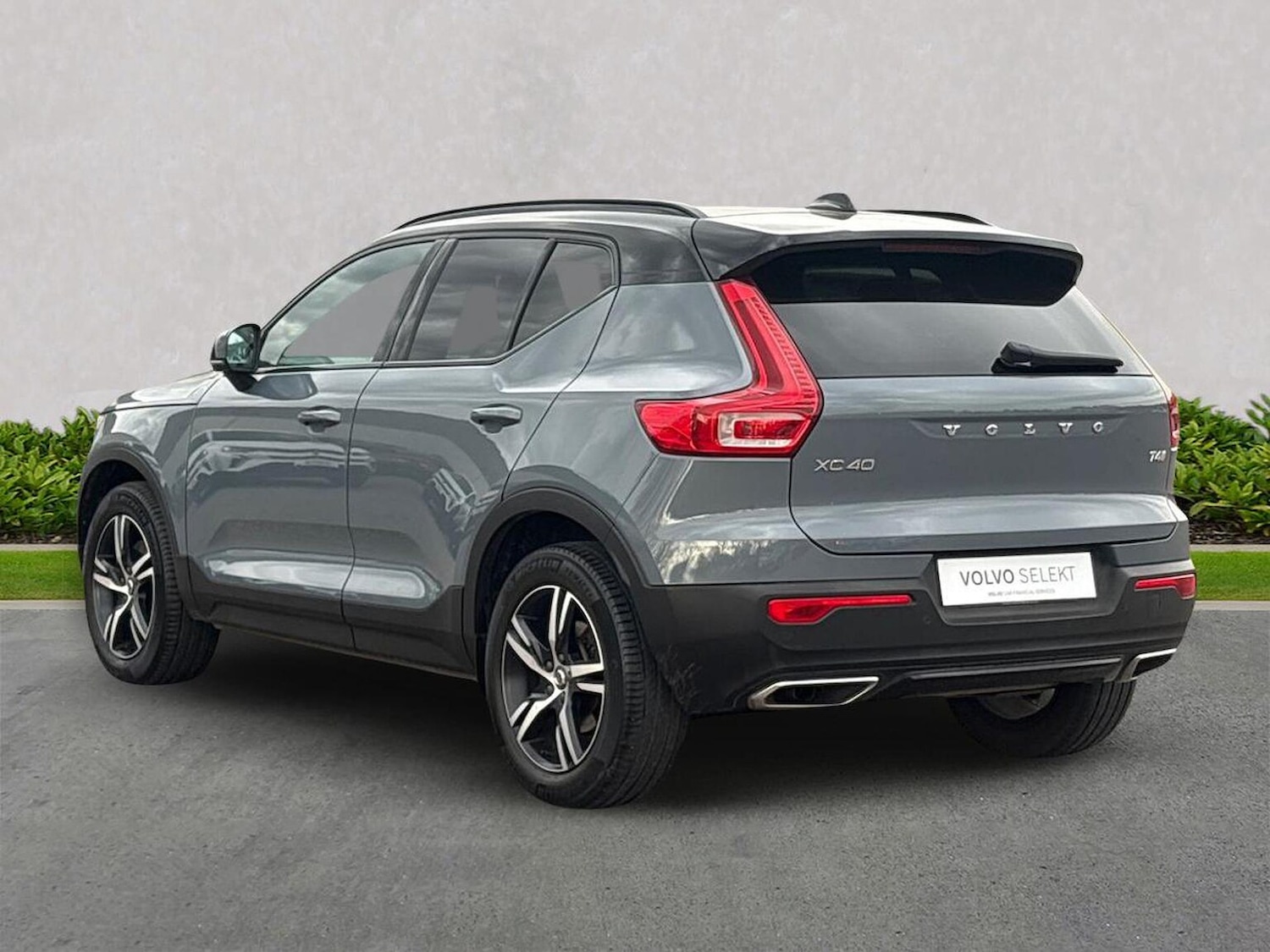 Used Volvo XC40 2020 for sale - 78194031: Photo 2