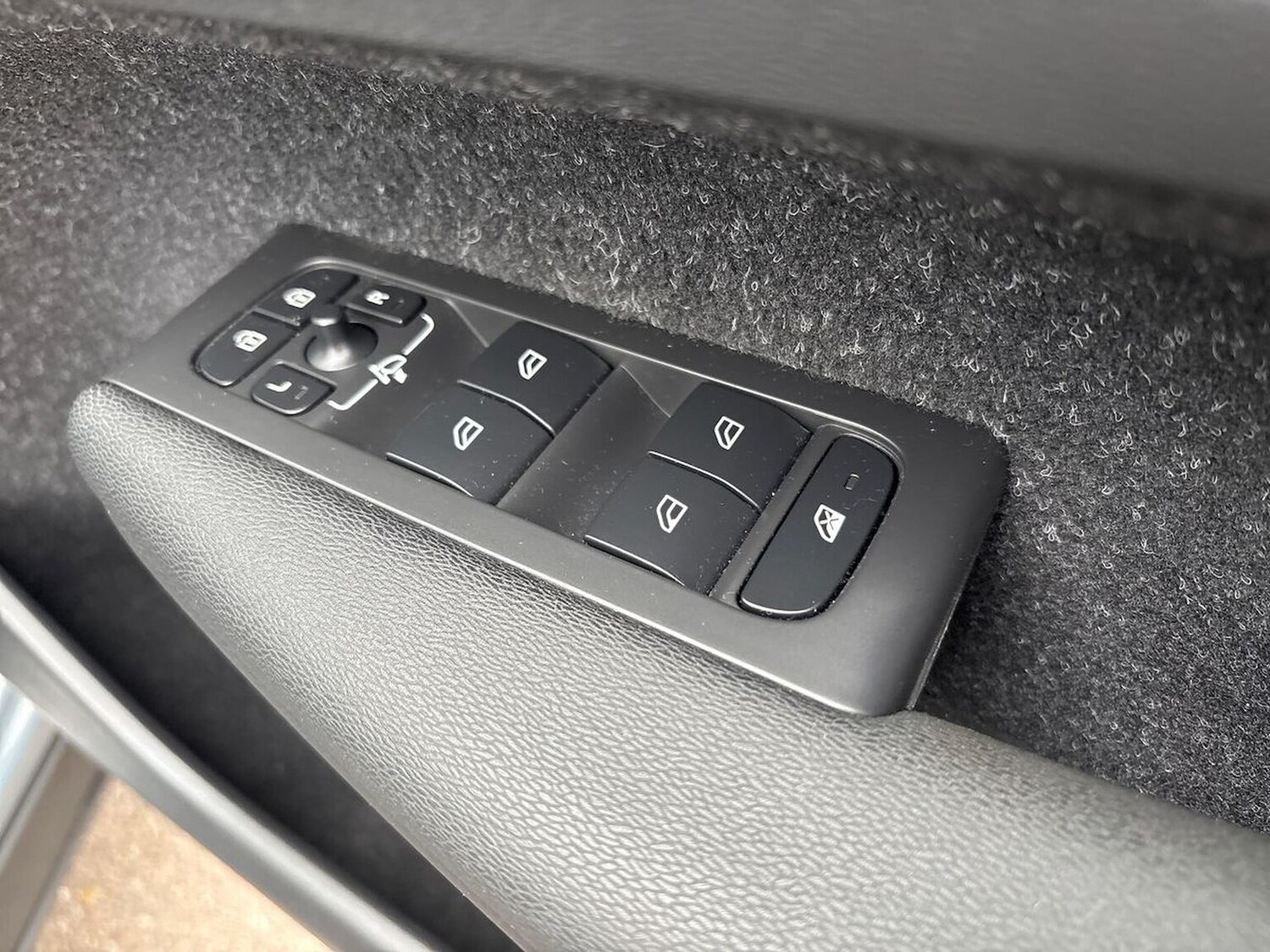 Used Volvo XC40 2020 for sale - 78194031: Photo 23