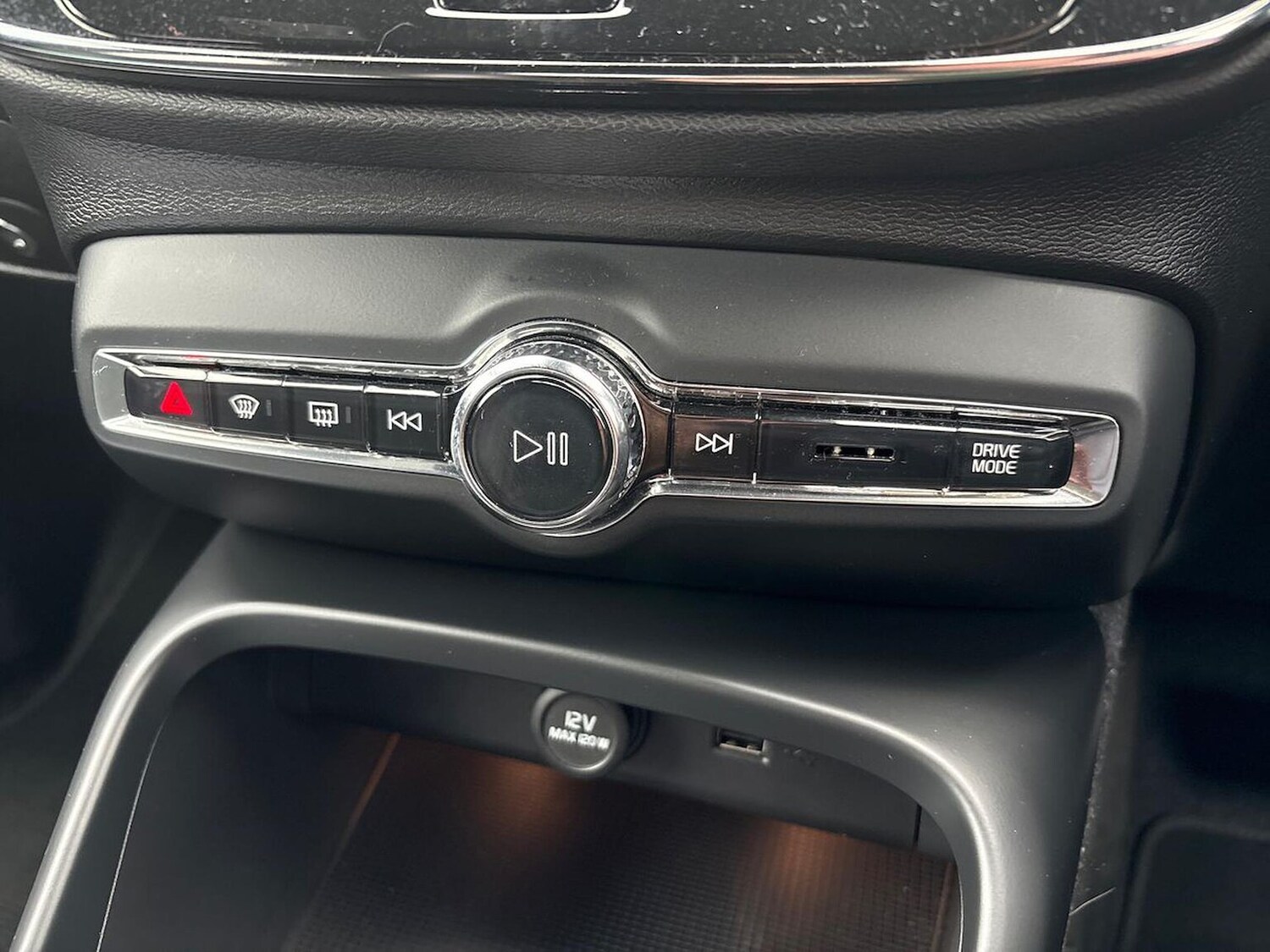 Used Volvo XC40 2020 for sale - 78194031: Photo 24