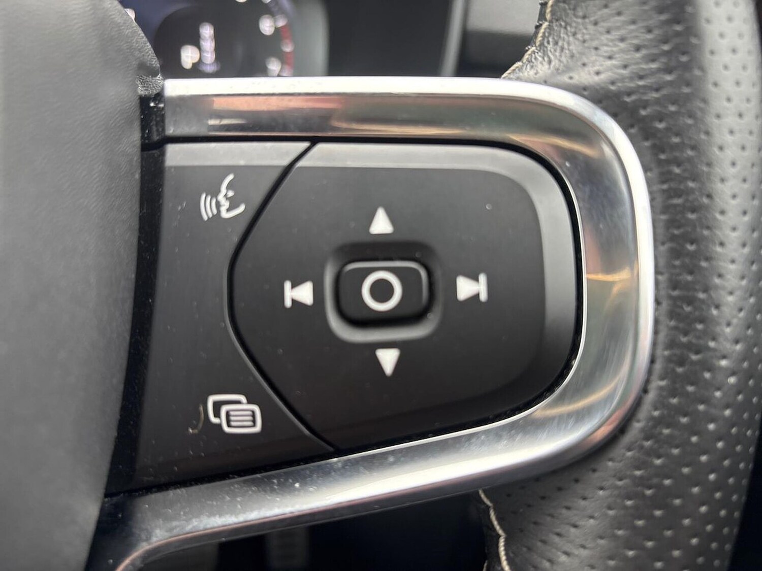 Used Volvo XC40 2020 for sale - 78194031: Photo 28