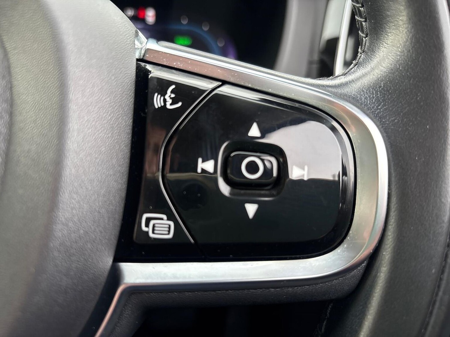 Used Volvo XC60 2021 for sale - 76497348: Photo 26