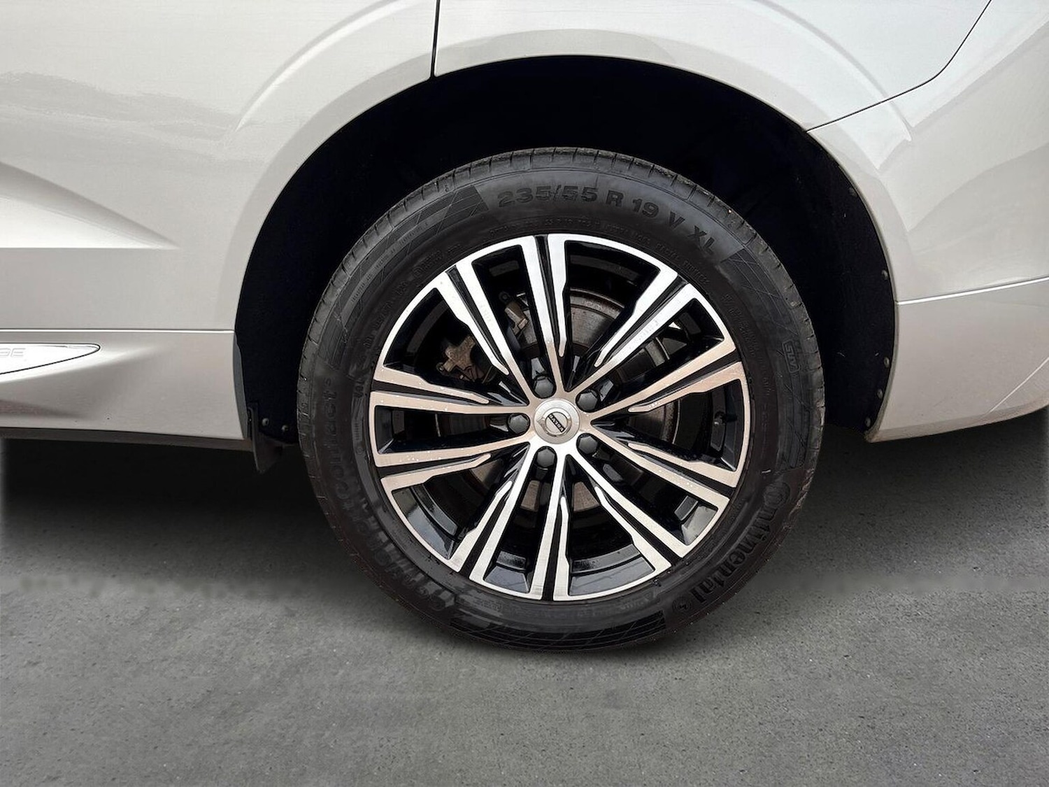 Used Volvo XC60 2021 for sale - 76497348: Photo 6