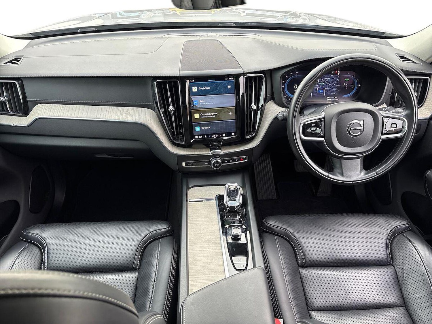 Used Volvo XC60 2021 for sale - 76497348: Photo 8