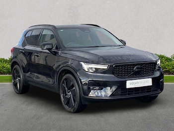 Used Volvo XC40 2025 for sale - 78542096: Photo