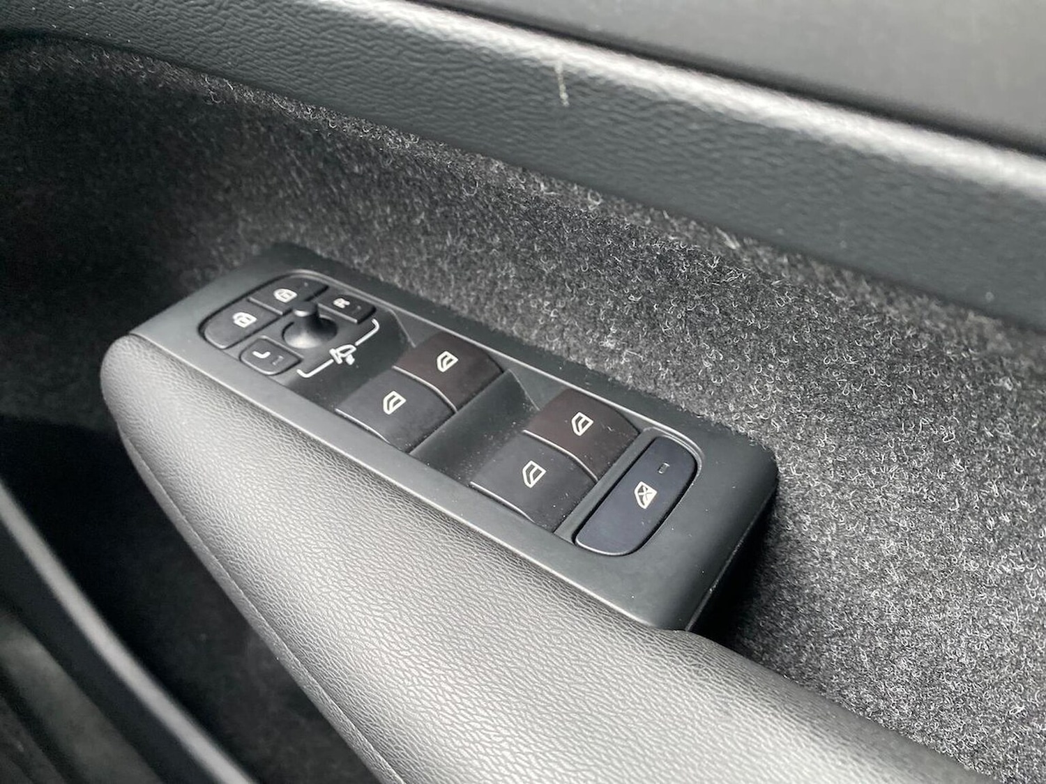 Used Volvo XC40 2019 for sale - 78064422: Photo 21