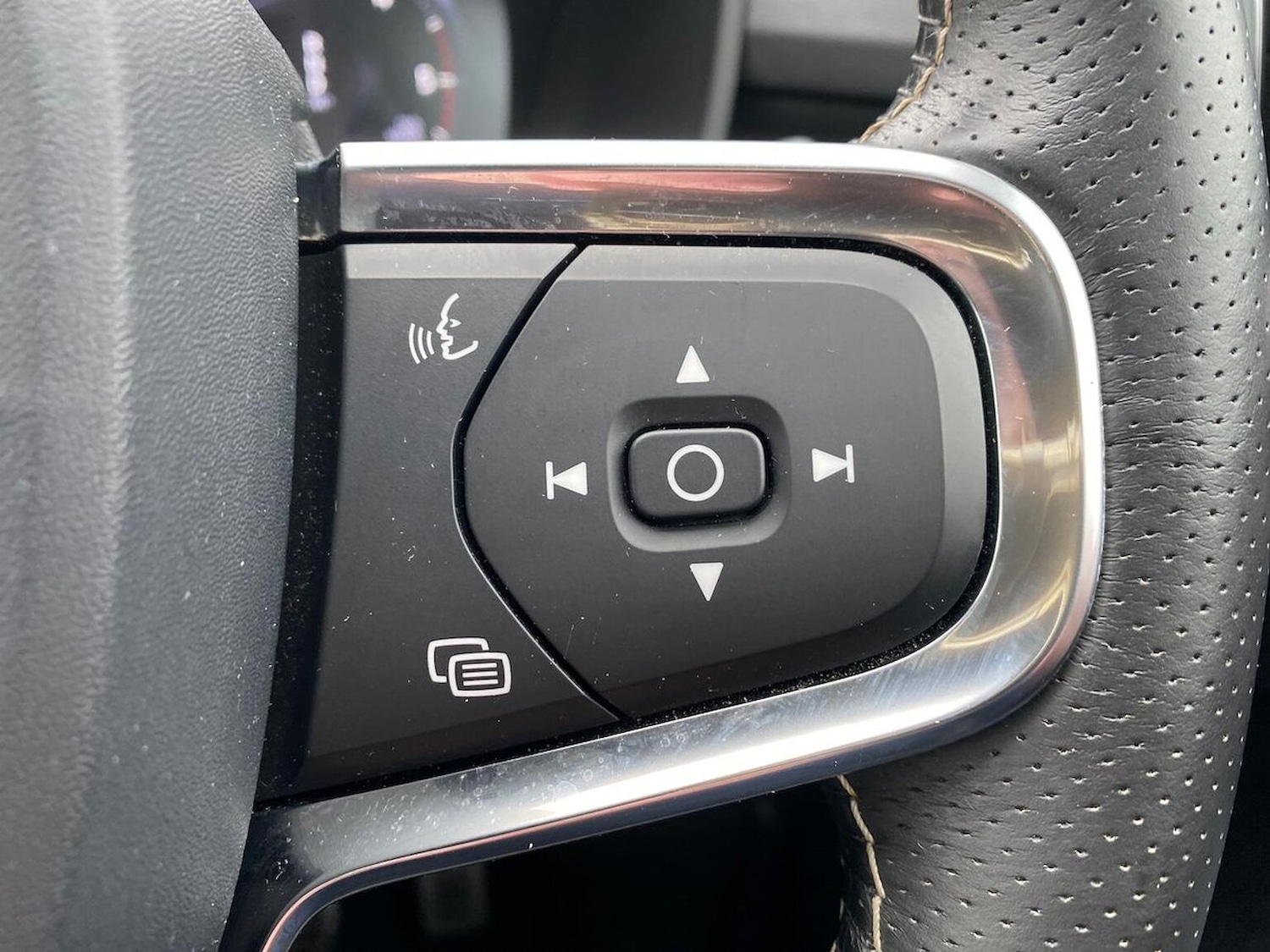 Used Volvo XC40 2019 for sale - 78064422: Photo 26