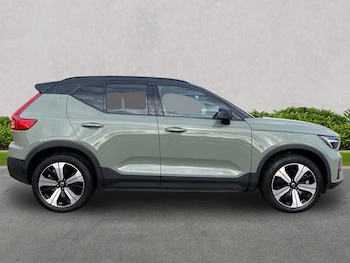 Used Volvo XC40 2023 for sale - 76357886: Photo