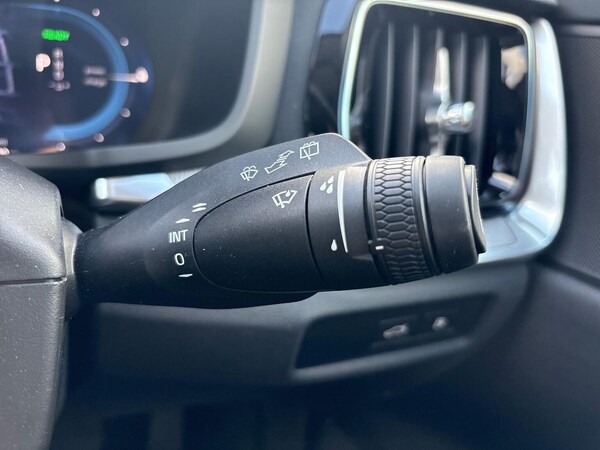 Used Volvo V60 2025 for sale - 75505152: Photo 28