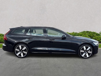 Used Volvo V60 2025 for sale - 75505152: Photo