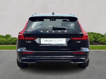 Used Volvo V60 2025 for sale - 75505152: Photo