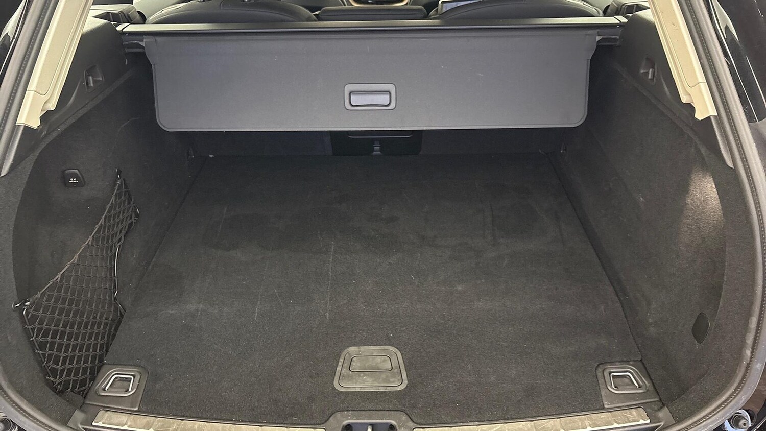 Used Volvo XC60 2025 for sale - 77802096: Photo 17