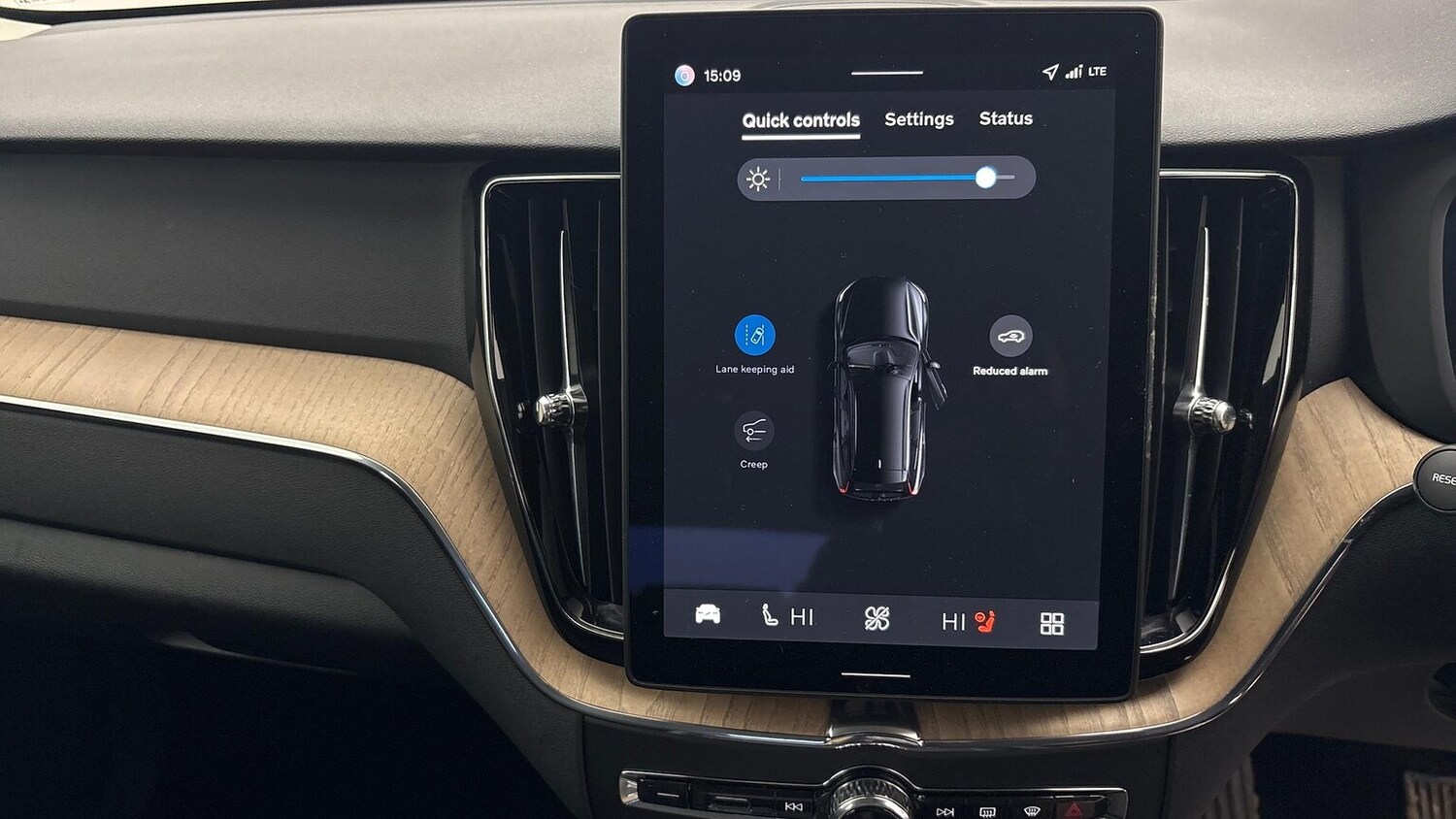 Used Volvo XC60 2025 for sale - 77802096: Photo 29