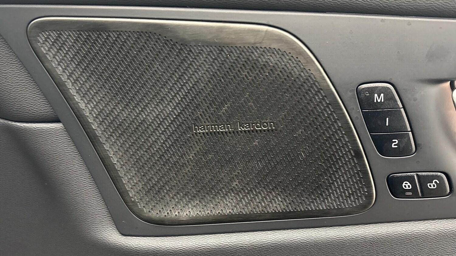 Used Volvo XC60 2025 for sale - 77802096: Photo 31