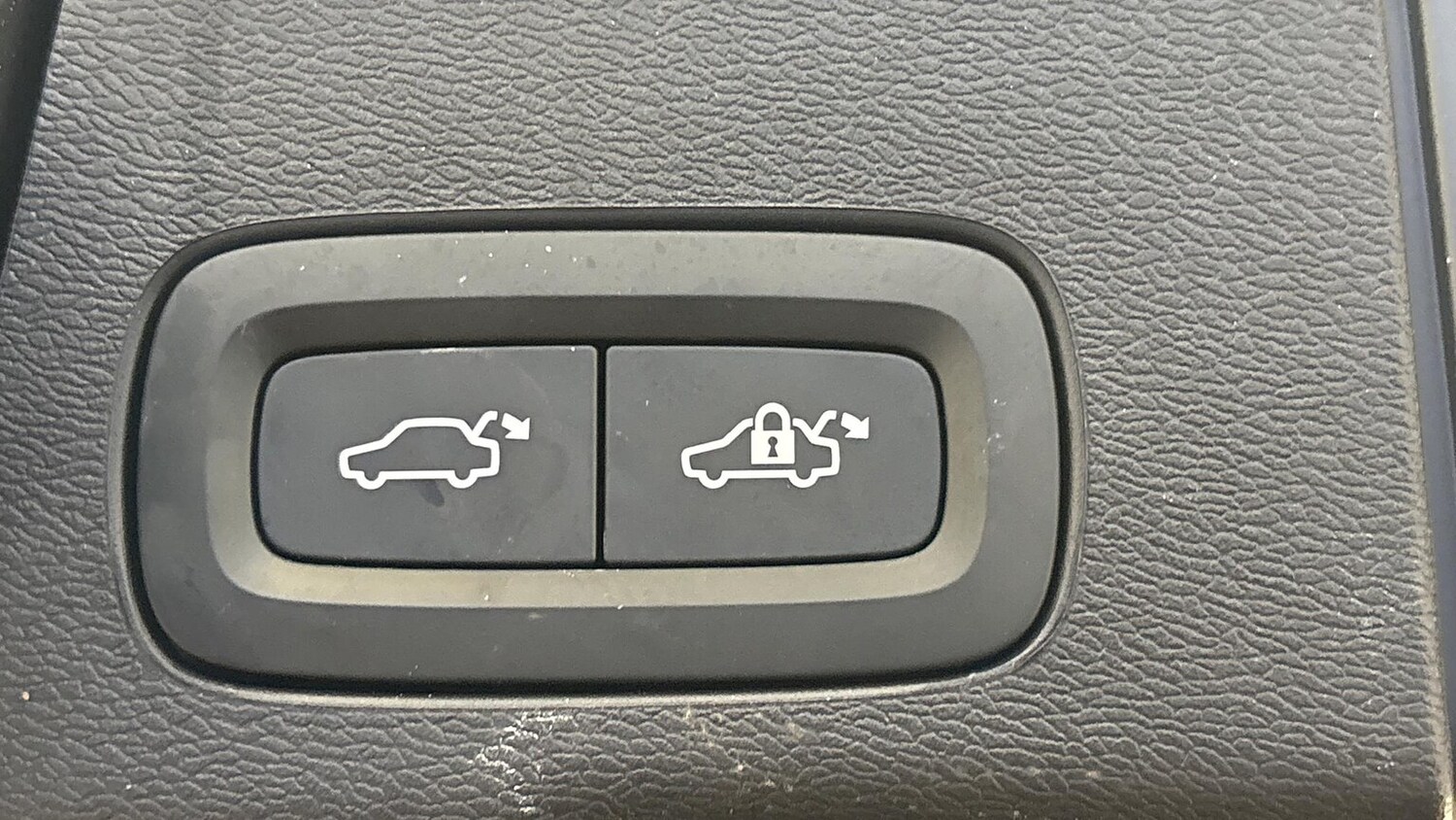 Used Volvo XC60 2025 for sale - 77802096: Photo 36