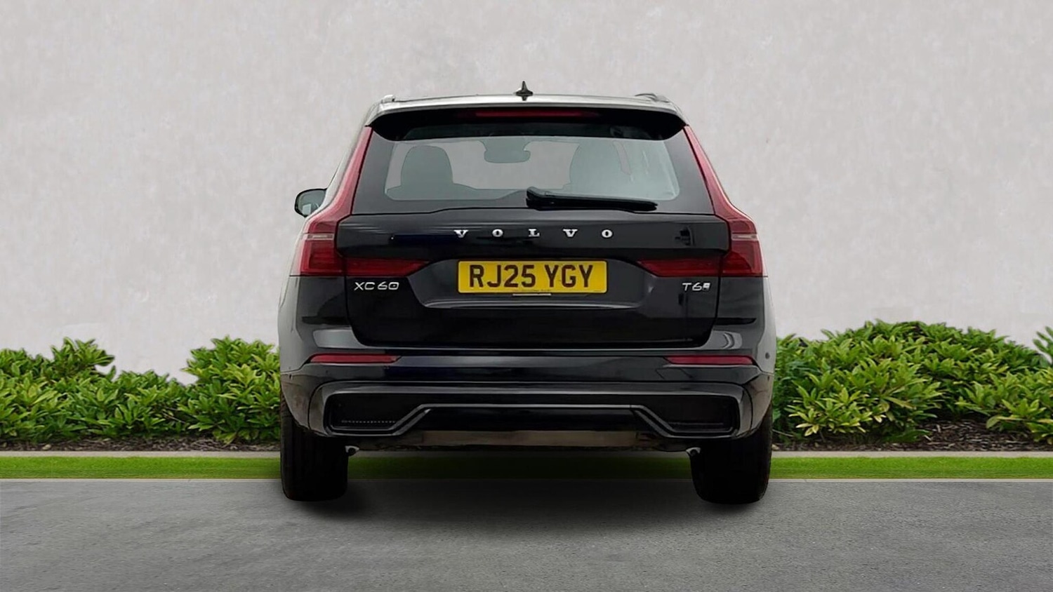 Used Volvo XC60 2025 for sale - 77802096: Photo 4