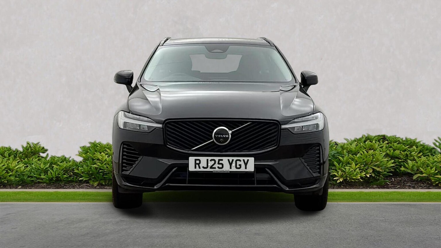 Used Volvo XC60 2025 for sale - 77802096: Photo 5