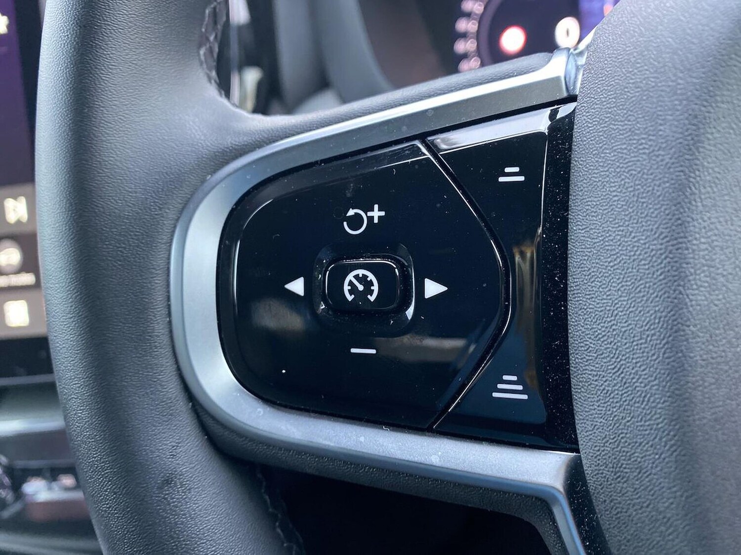 Used Volvo XC60 2025 for sale - 77522144: Photo 27