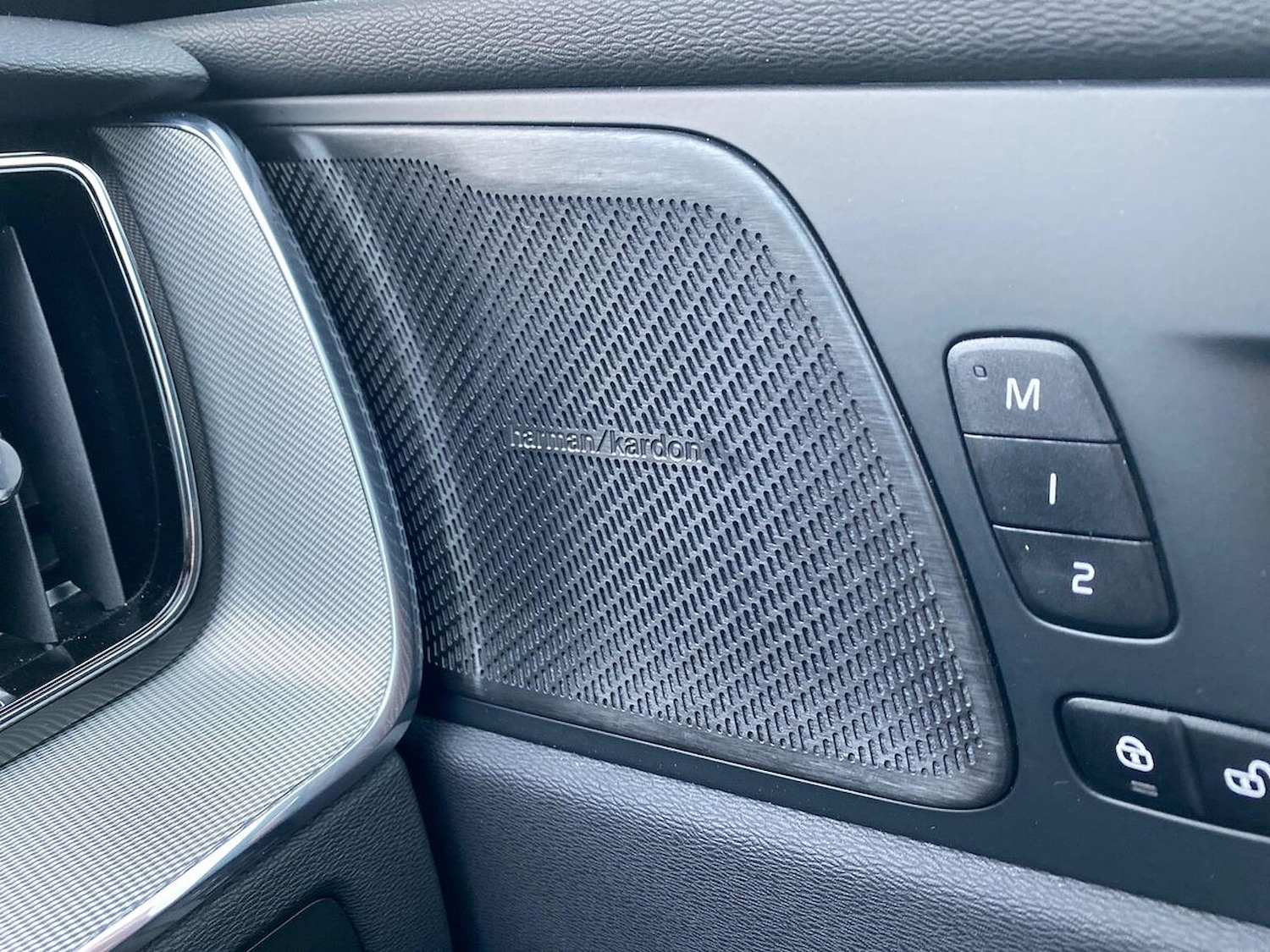 Used Volvo XC60 2025 for sale - 77522144: Photo 31