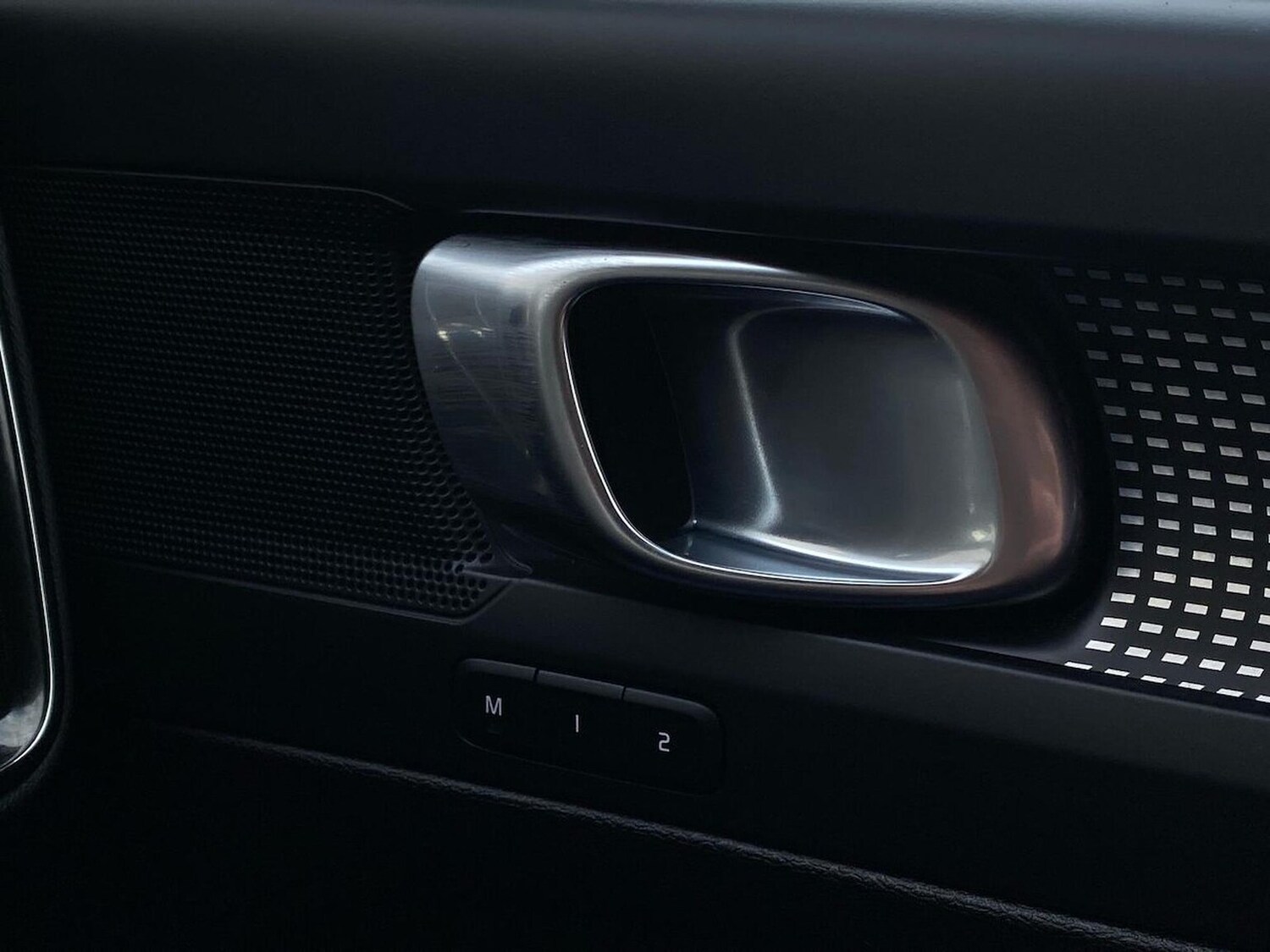 Used Volvo XC40 2024 for sale - 78218669: Photo 32