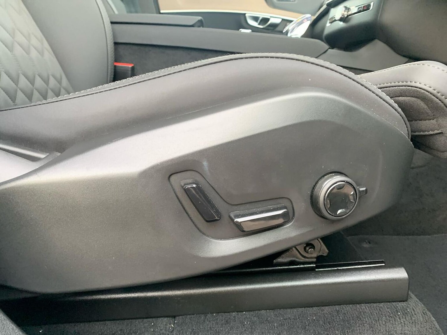 Used Volvo XC90 2025 for sale - 76439808: Photo 26