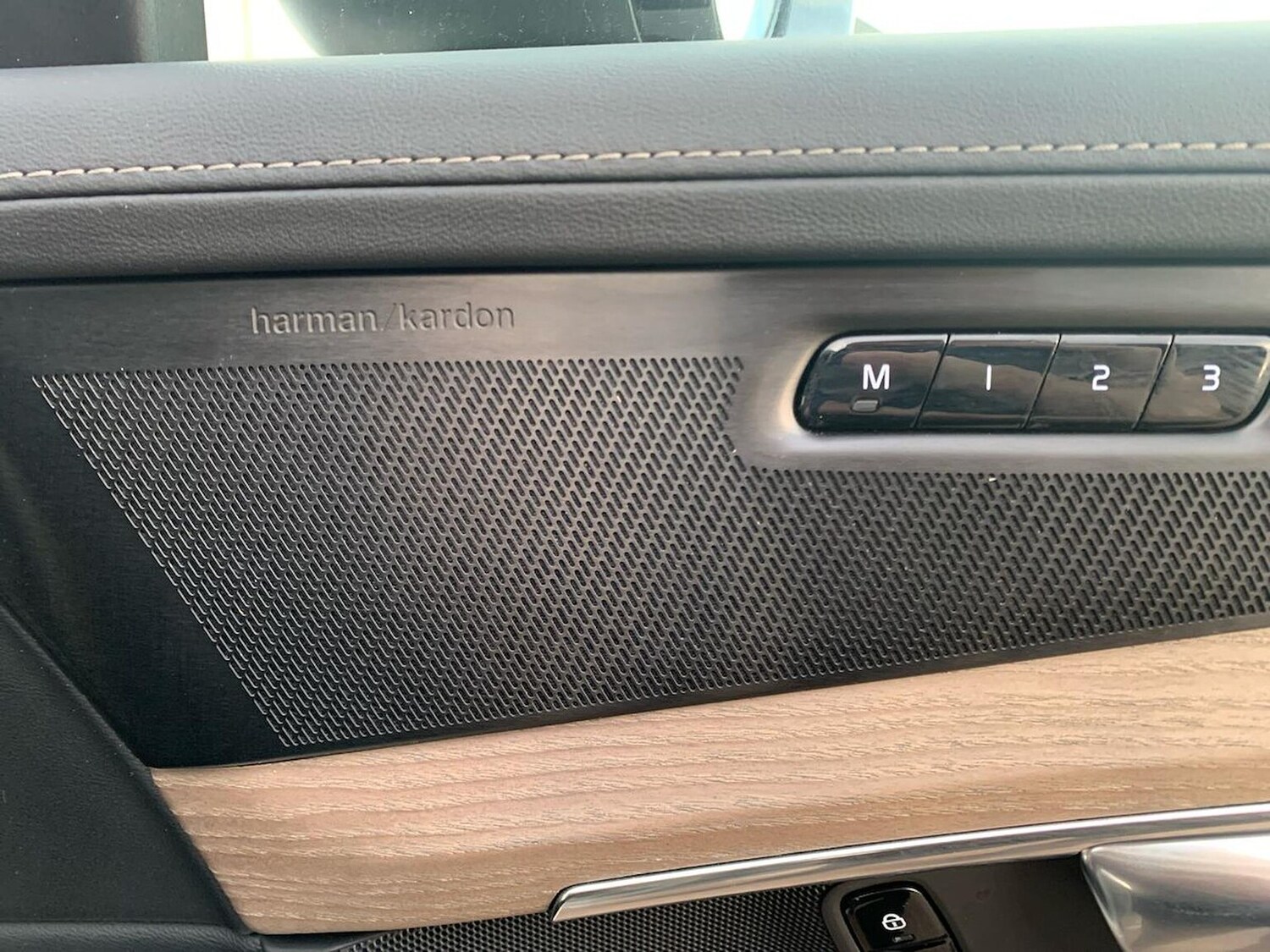 Used Volvo XC90 2025 for sale - 76439808: Photo 27