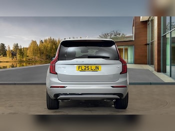 Used Volvo XC90 2025 for sale - 76439808: Photo