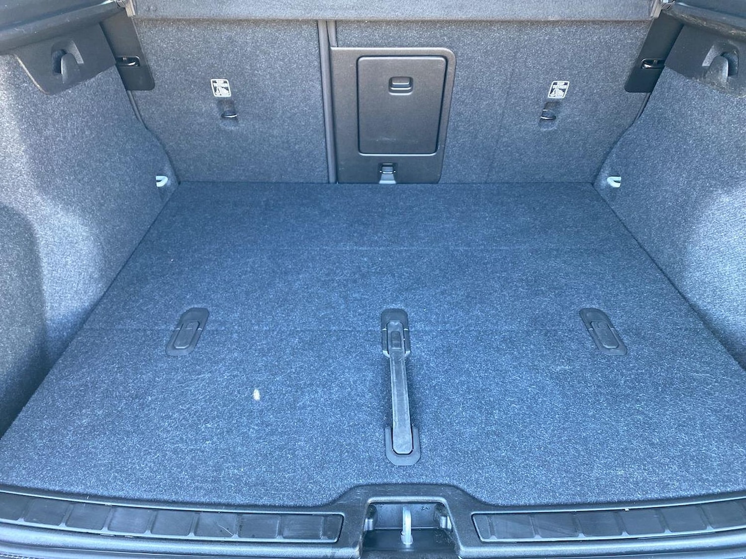 Used Volvo XC40 2024 for sale - 78193970: Photo 19