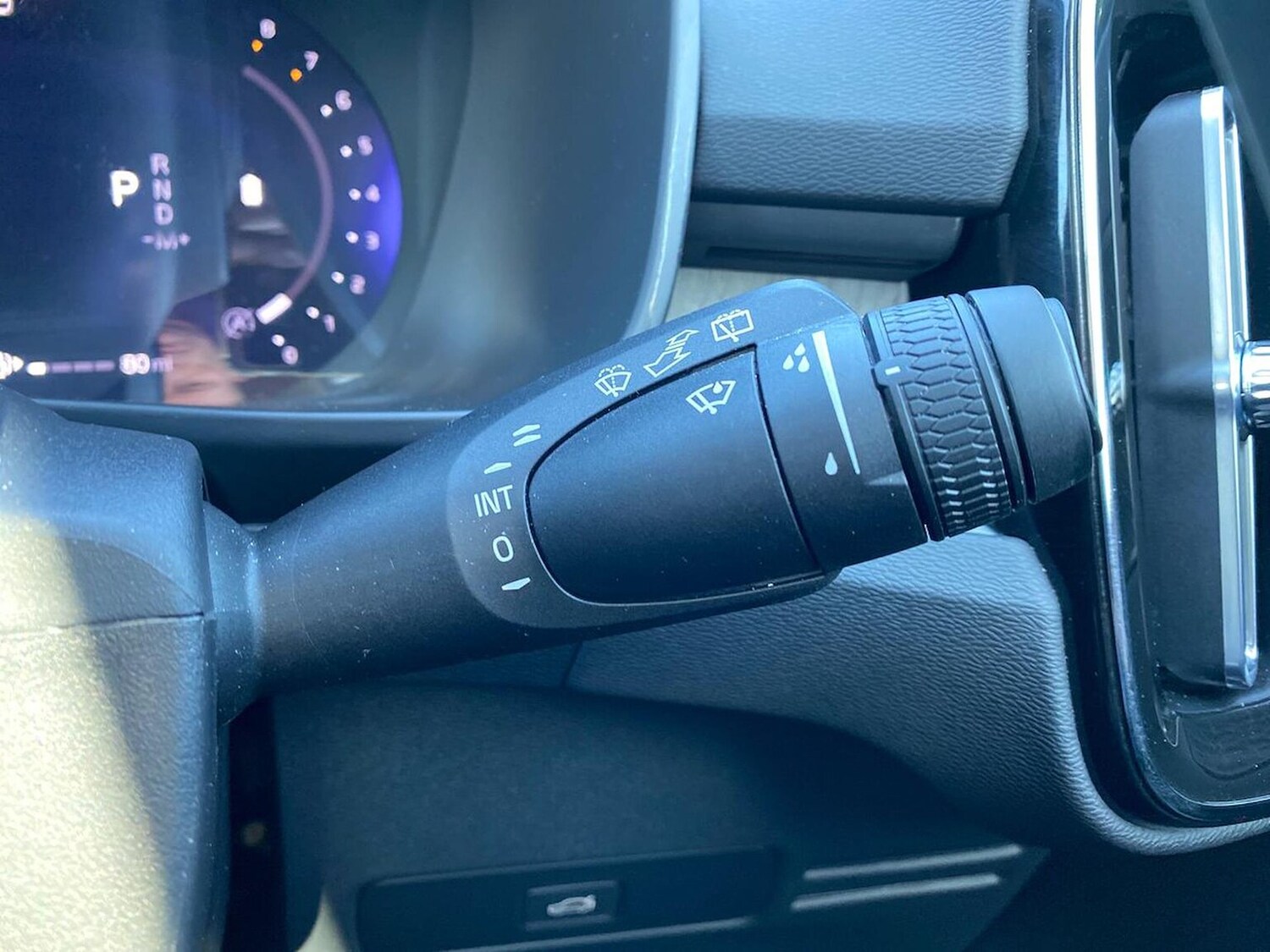 Used Volvo XC40 2024 for sale - 78193970: Photo 30