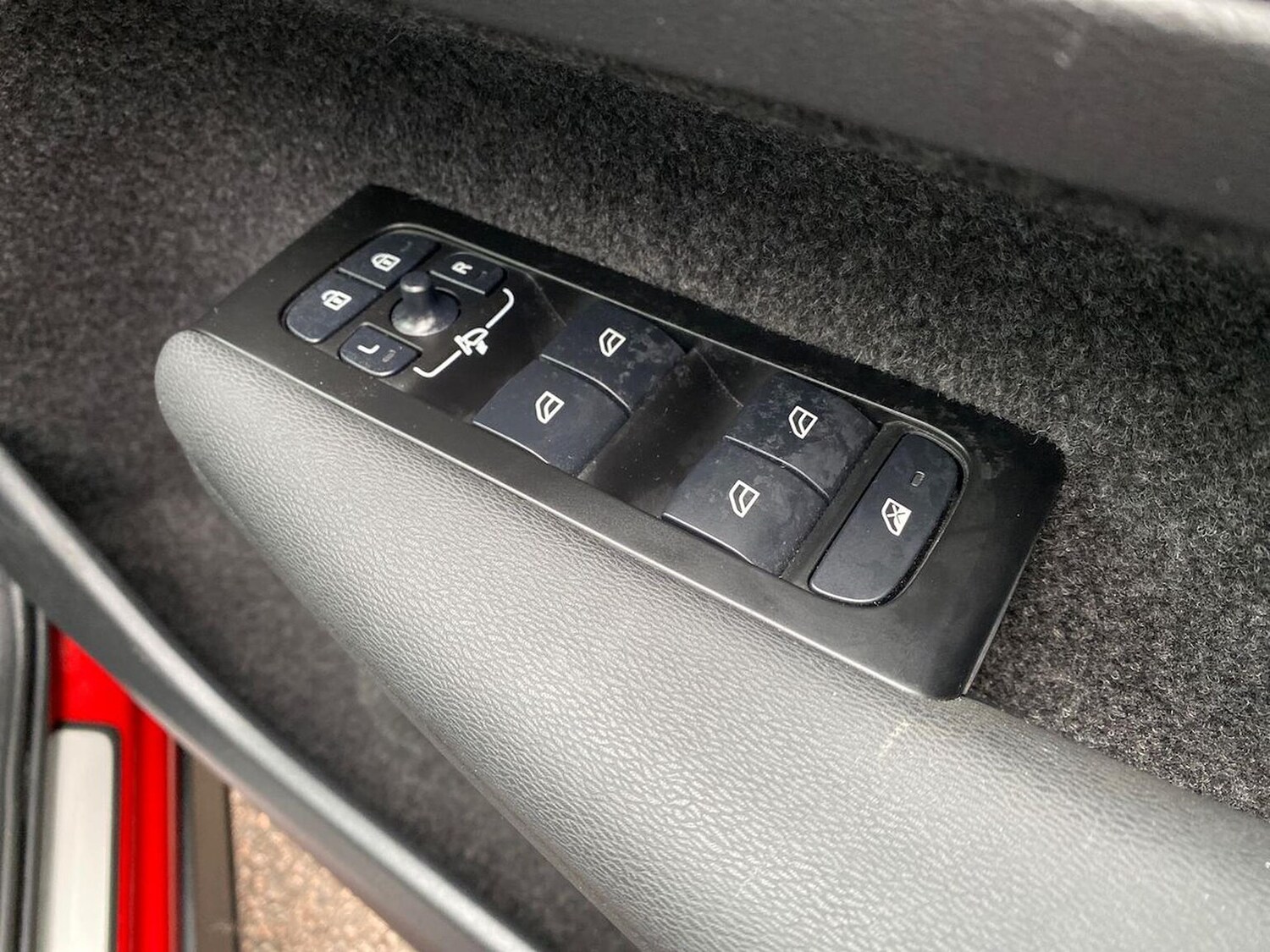 Used Volvo XC40 2021 for sale - 78193841: Photo 23