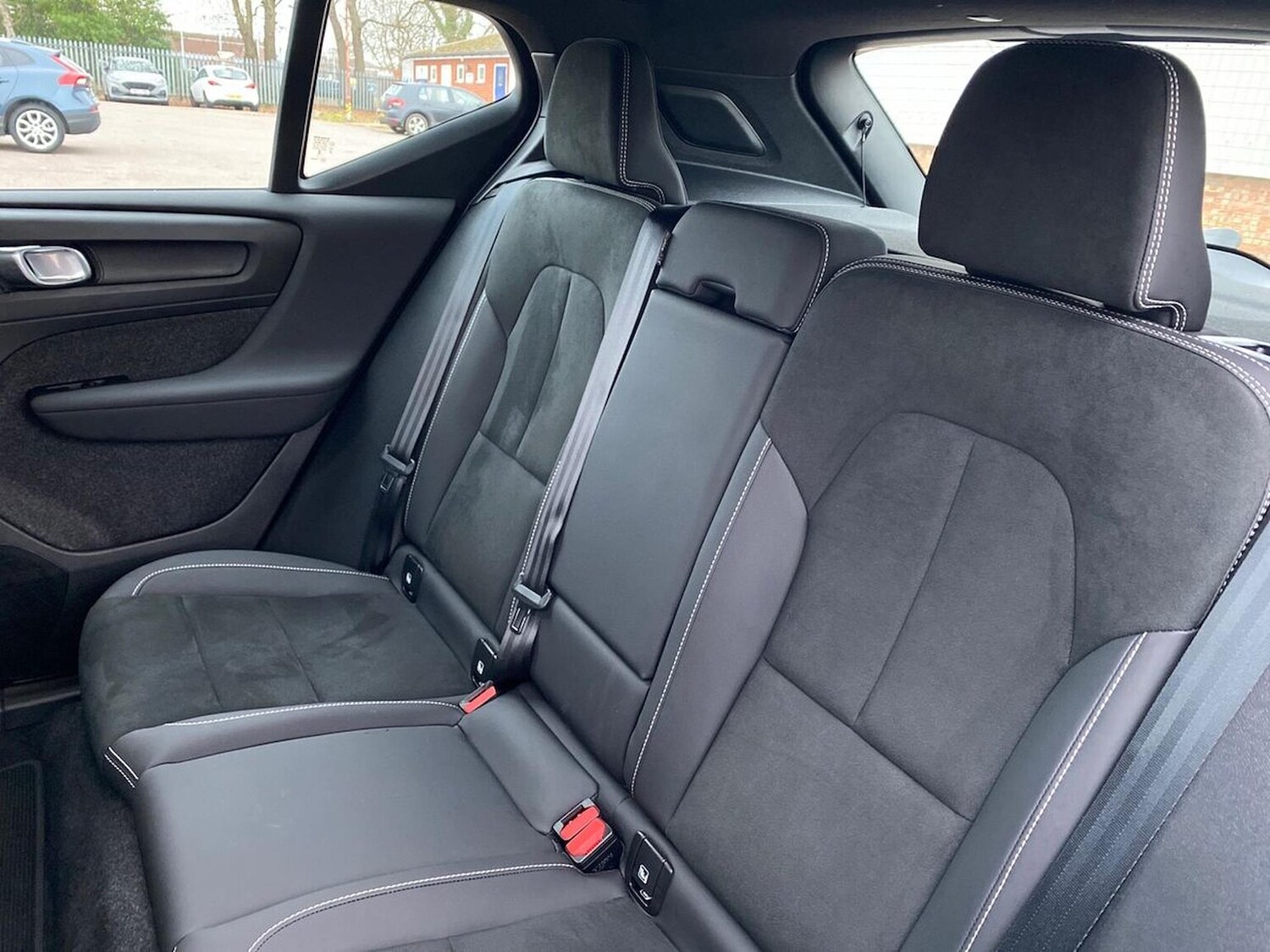 Used Volvo XC40 2024 for sale - 76497307: Photo 18