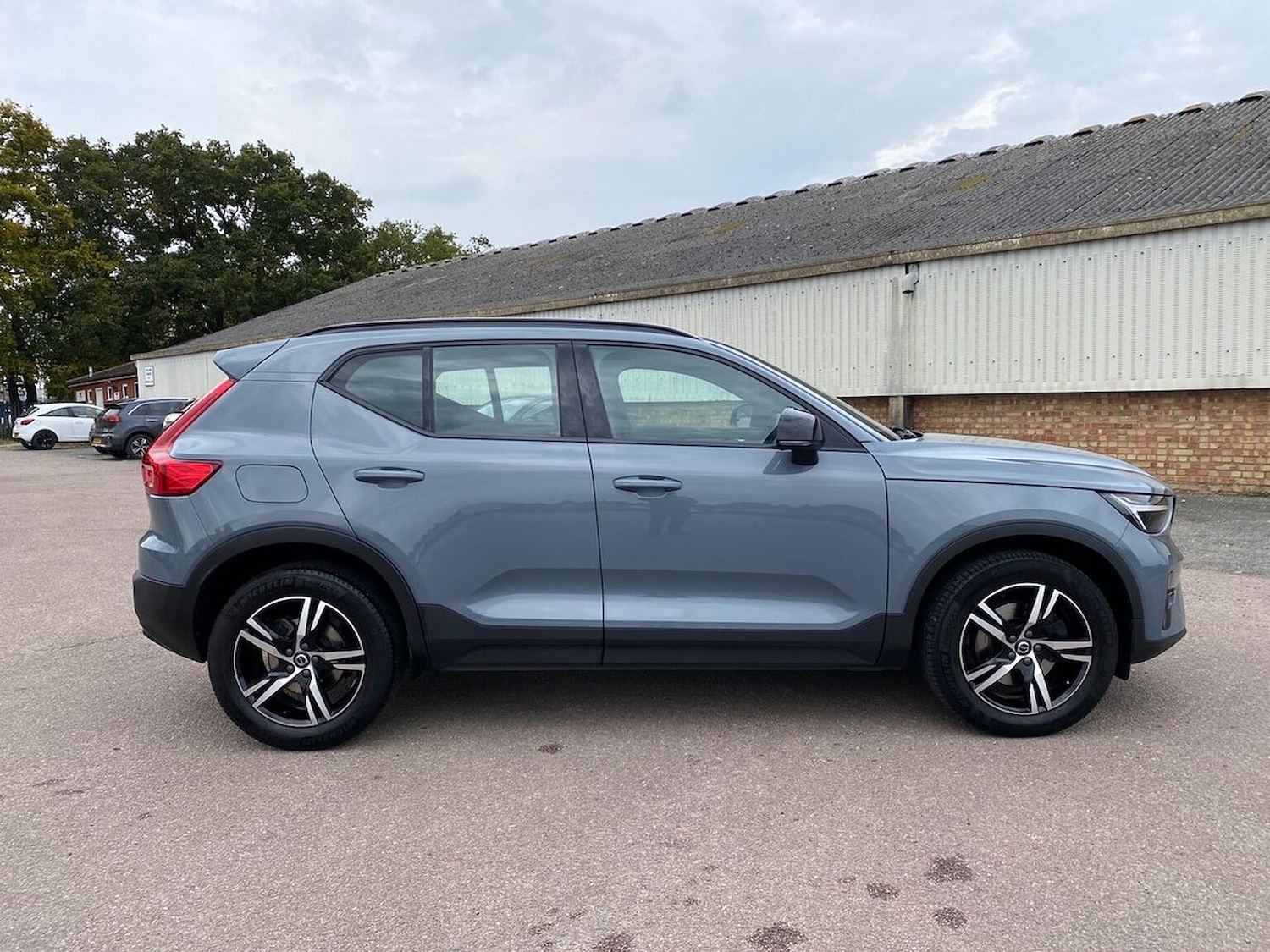 Used Volvo XC40 2023 for sale - 76164959: Photo 3