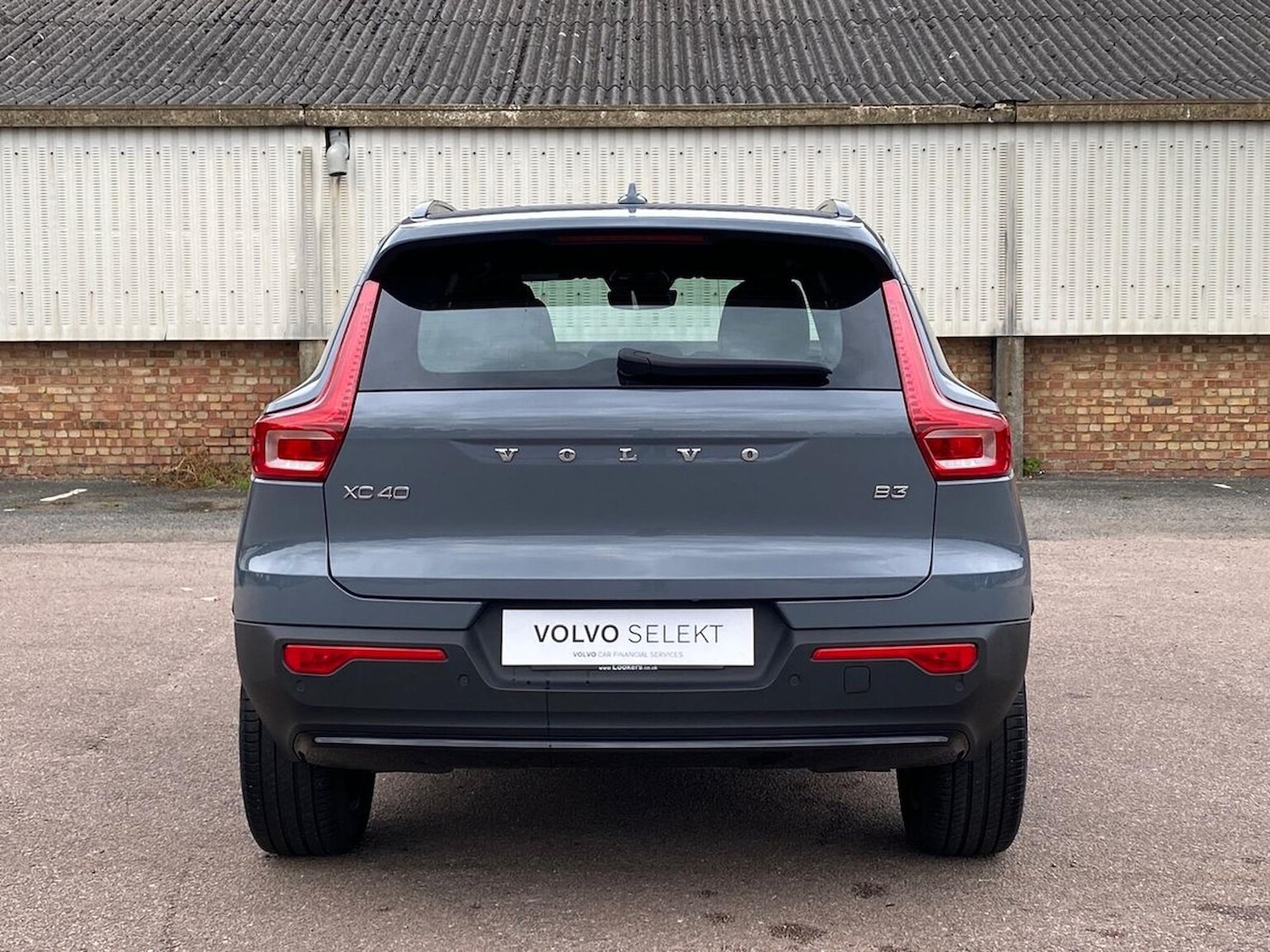 Used Volvo XC40 2023 for sale - 76164959: Photo 4