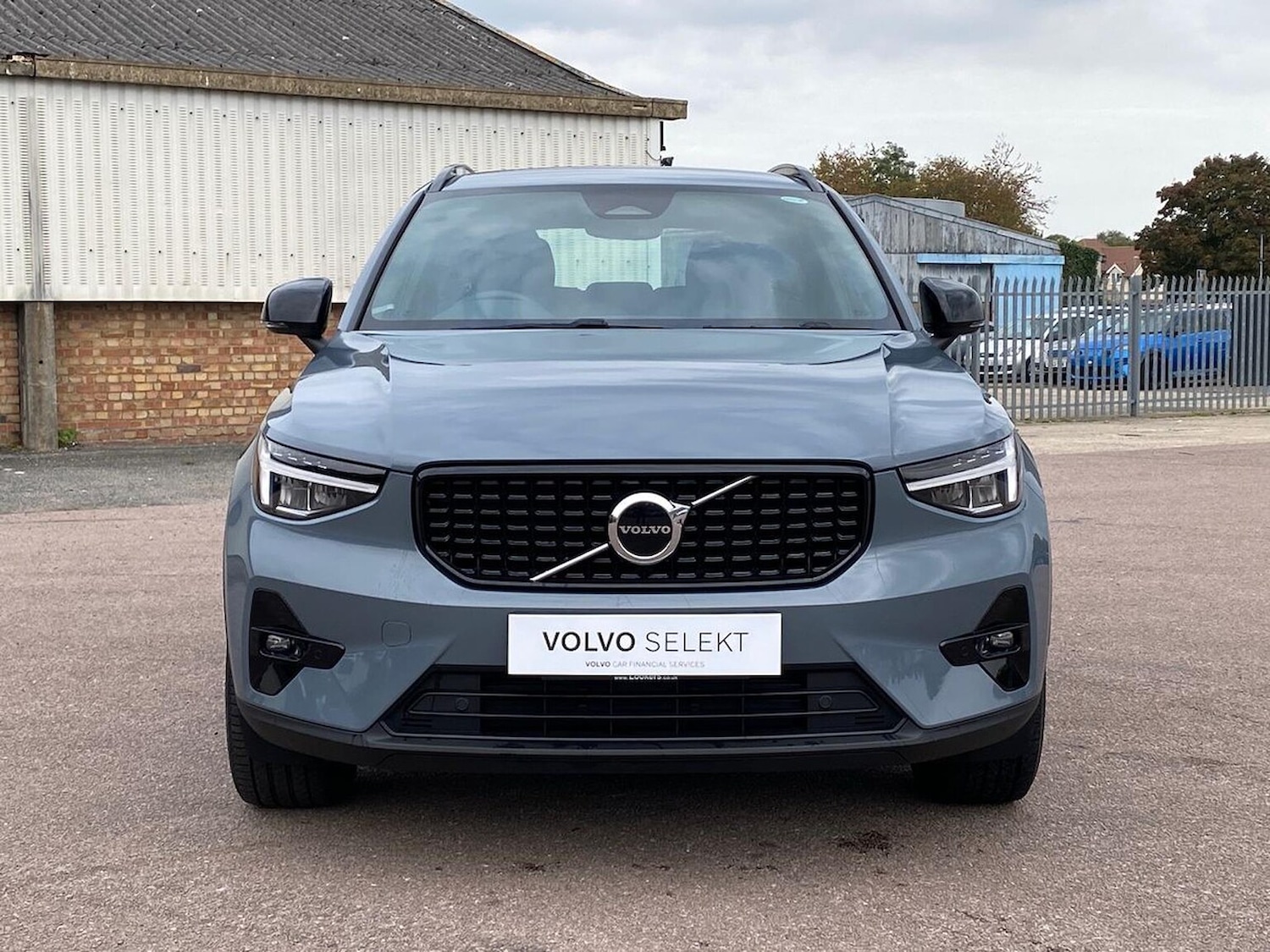 Used Volvo XC40 2023 for sale - 76164959: Photo 5